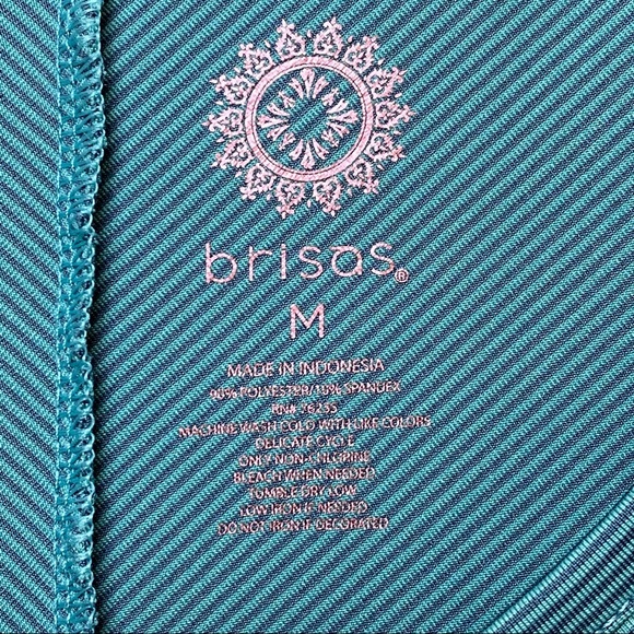 Brisas | Striped Muscle Tee with Pockets - Picture 5 of 5